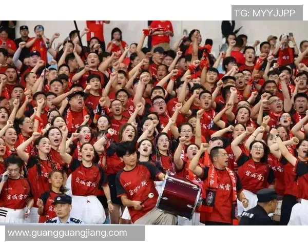 南京篮球队耐力变革引发热议球迷期待新赛季表现提升 南京篮球队耐力变革引发热议球迷期待新赛季表现提升