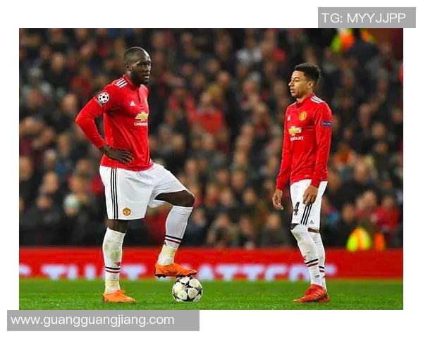 西安羽毛球队在洲际杯中的节奏表现与欧冠足球的精彩对比分析 西安羽毛球队在洲际杯中的节奏表现与欧冠足球的精彩对比分析